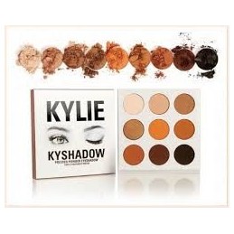Kylie Make UP Eye Shadow Nude 42€